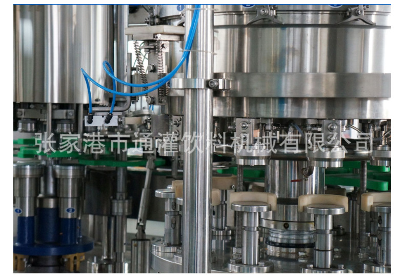 灌装机不含气饮料灌装机生产线设备易拉罐机器制作啤酒罐装机械