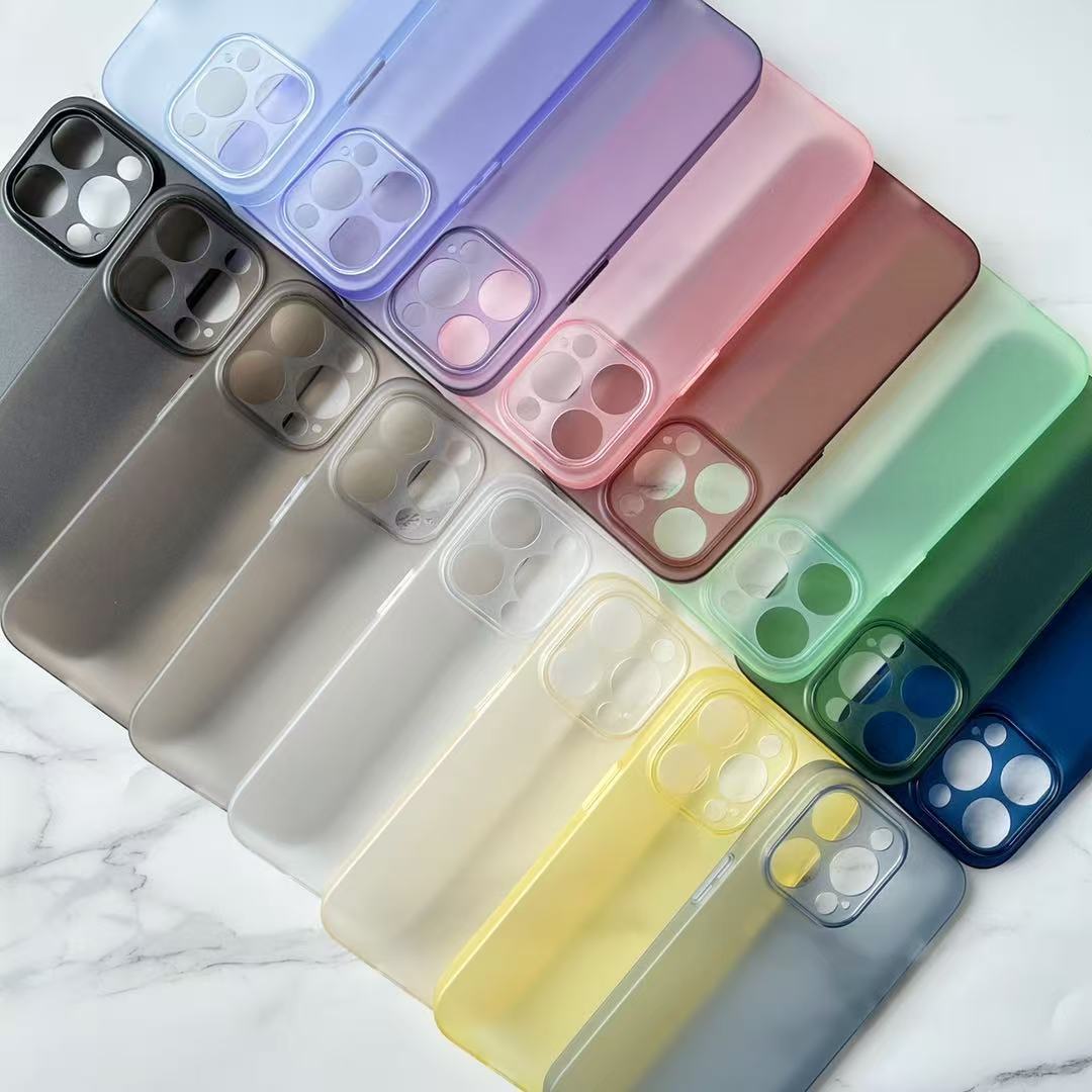 适用iPhone17Promax超薄磨砂肤感手机壳苹果16精孔裸机手感保护套