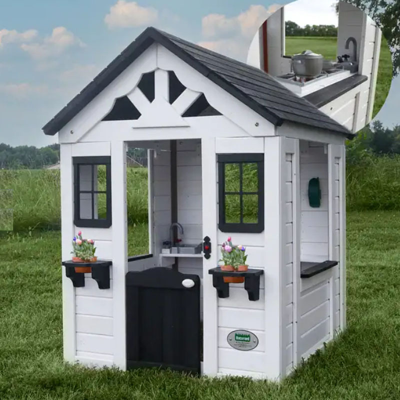 Factory direct sales wooden house, children's outdoor game house, small wooden house, tree house, rain and sun protection, amusement park, children's game room