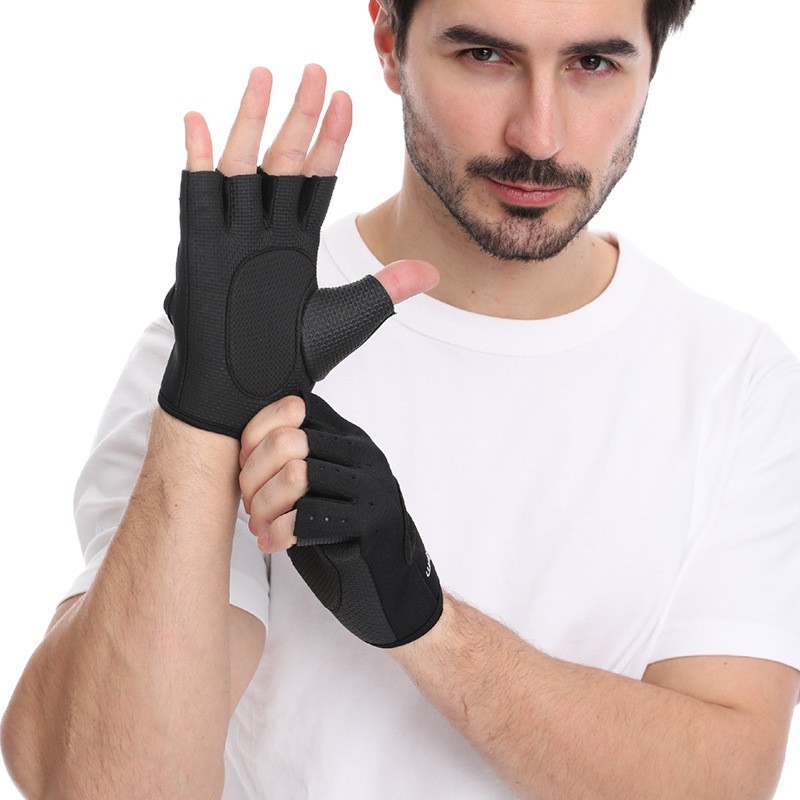 Half finger sports gloves, weightlifting and fitness gloves, outdoor sports cycling, breathable and shock-absorbing riding gloves