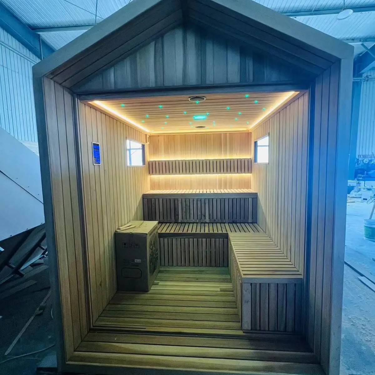 Factory hot selling luxury outdoor sauna room cedar/hemlock wood steam sauna garden cottage
