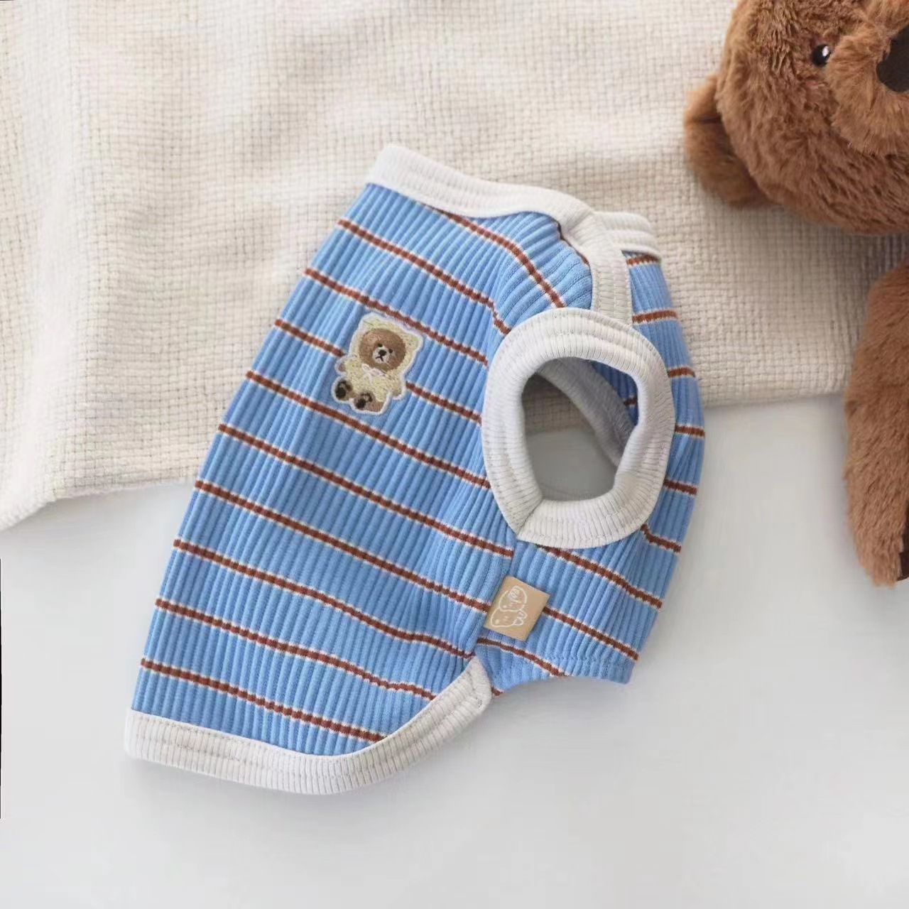 Полосатый питовой жилет тонкий плюшевый бибел Bomek Summer Small Dog Cat Dog Одежда лето