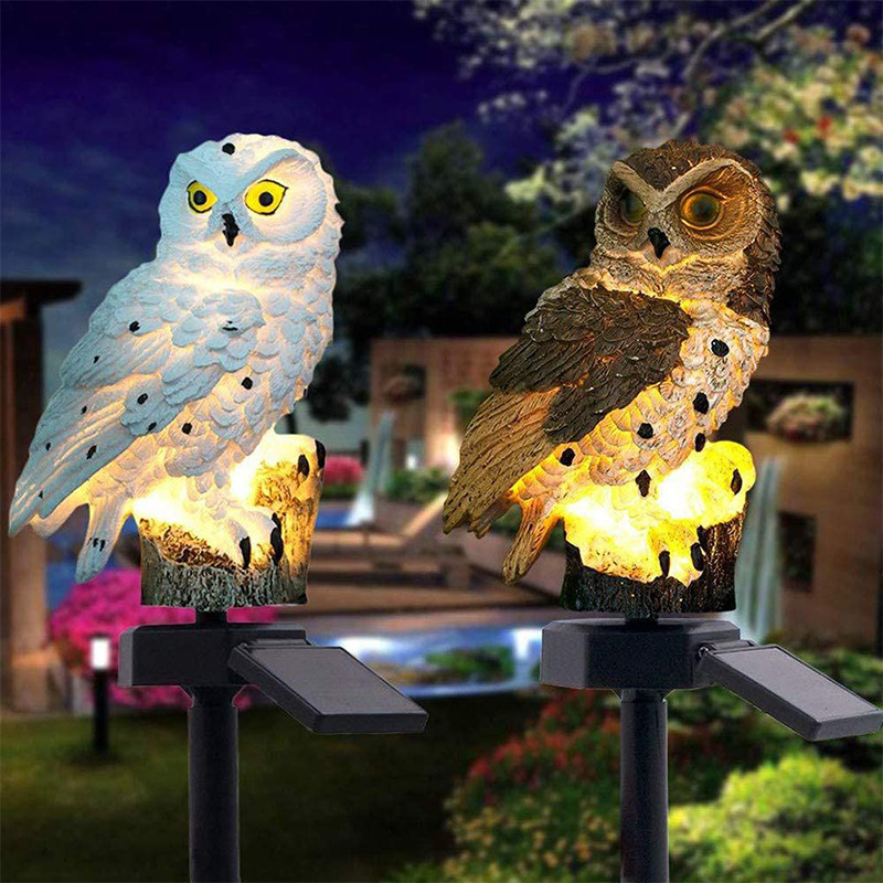 Solar powered ice hockey ground lamp, lawn plug-in lamp, outdoor courtyard garden, step atmosphere decoration, LED crack light