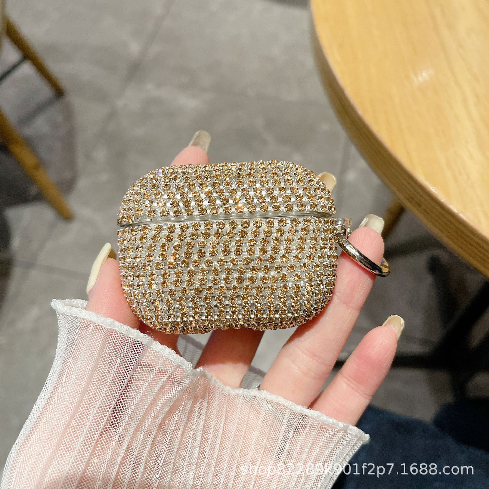 Suitable for Apple, Samsung, Huawei 4th generation diamond studded headphone case factory, PC hard case protective cover, TPU Pro 2nd generation