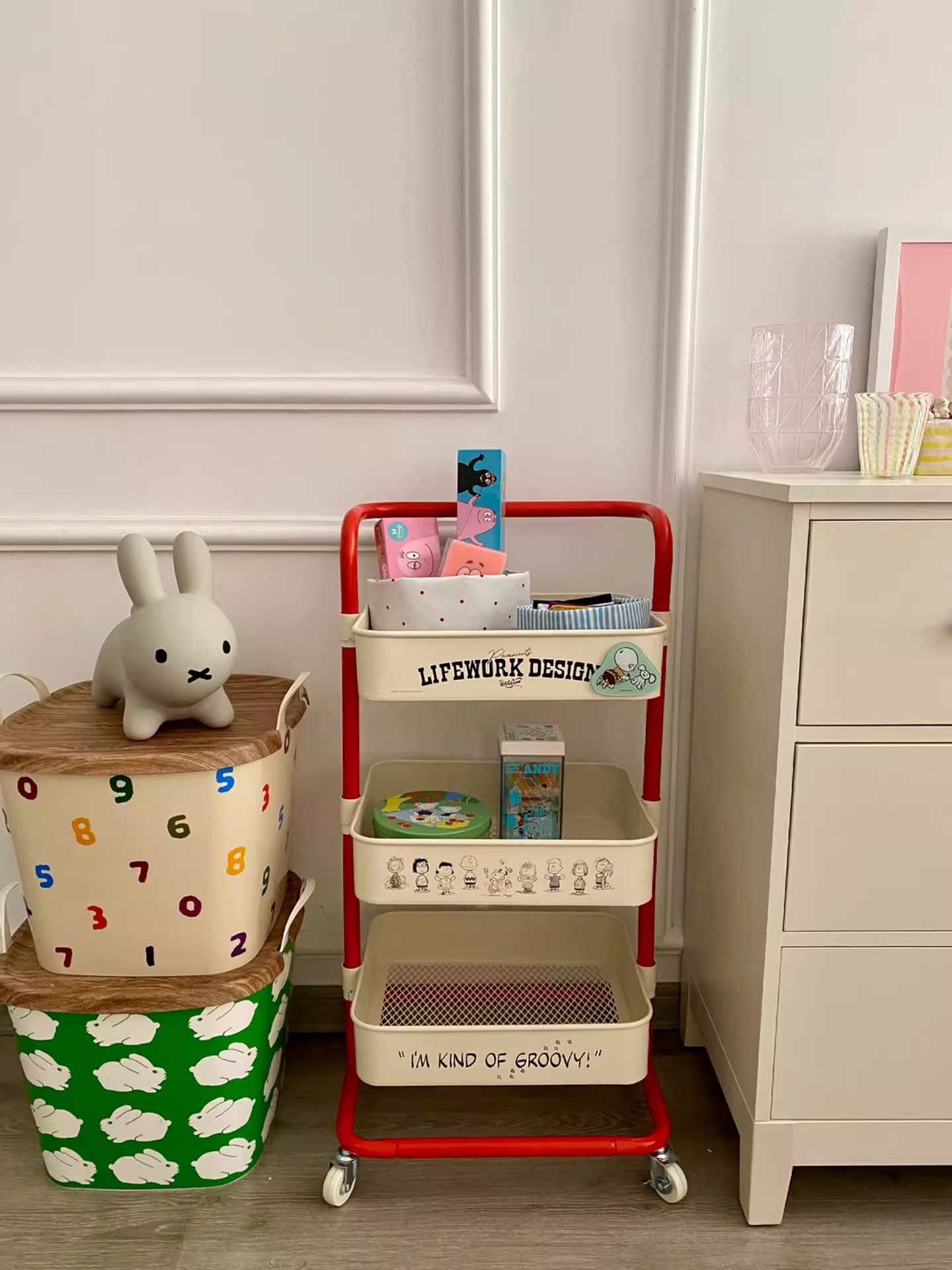 Small cart storage rack, floor standing multi-layer movable living room kitchen storage rack, dormitory snack storage cart wholesale