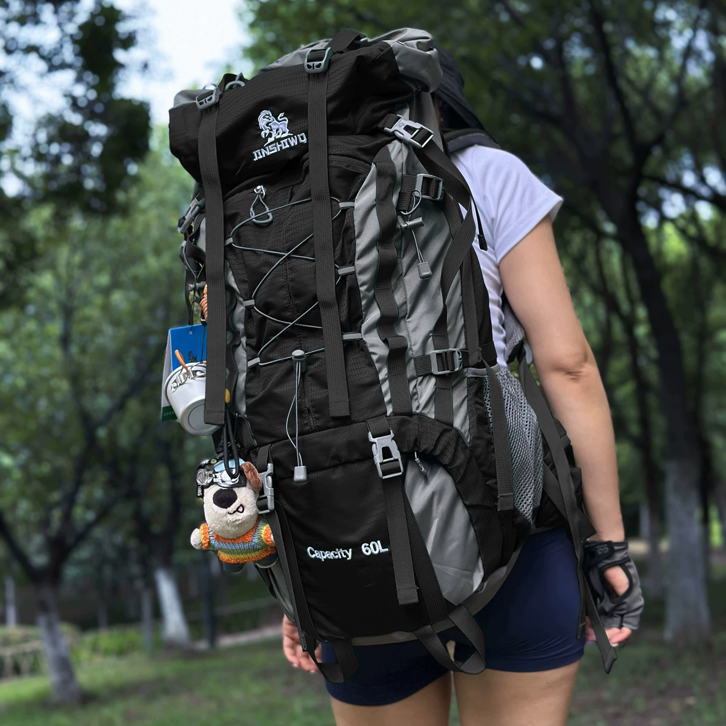 Outdoor professional hiking bag, large capacity hiking bag, camping waterproof backpack carrying system, 60L men's and women's models