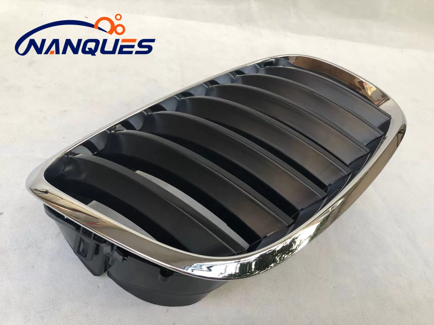Применимо к BMW x5 Center Grid E70 Black Center Center Grid X5E70 Объективная сетка Центральной сетки x6.