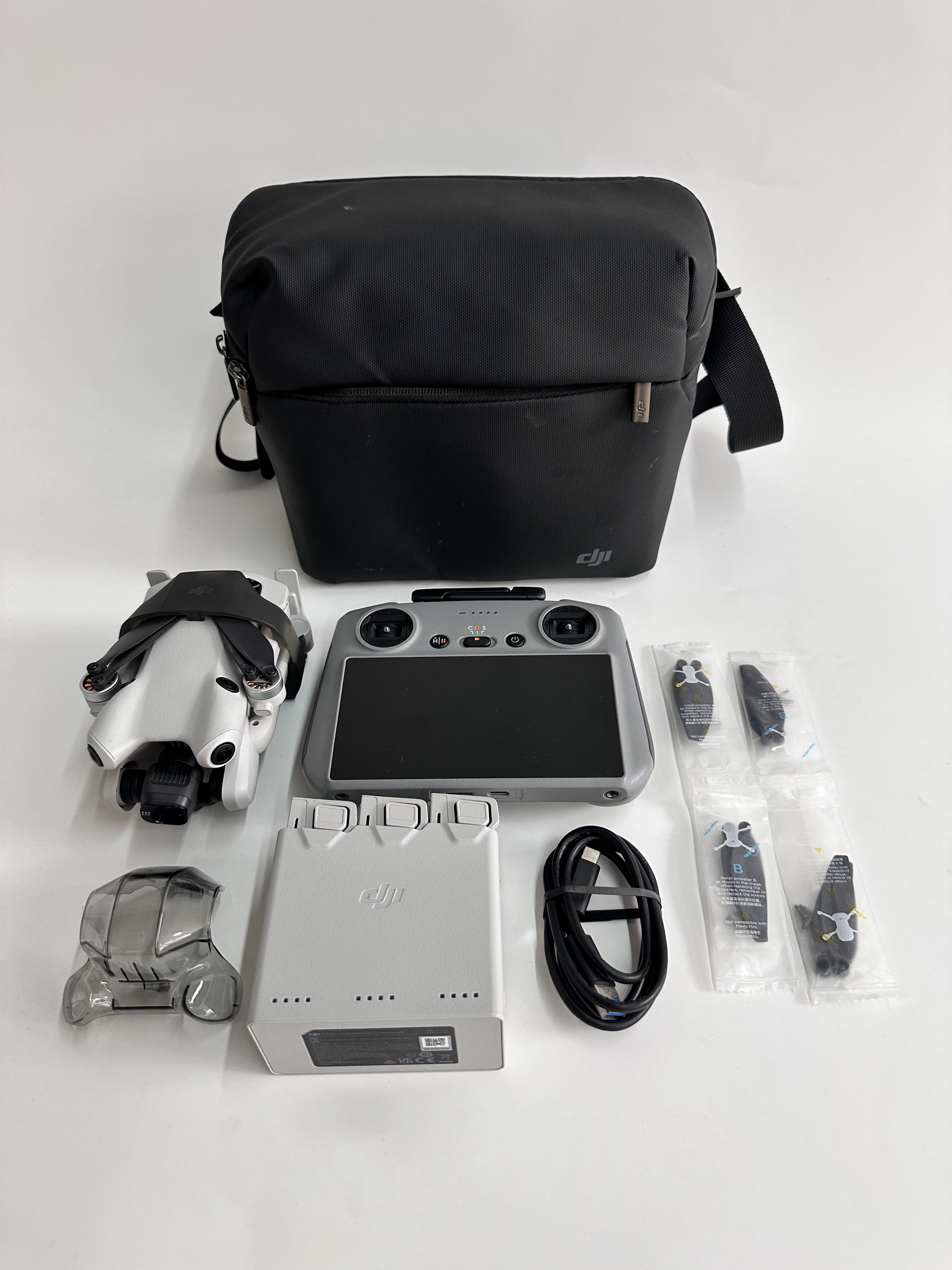 DJI DJI Mini4Pro Omnidirectional Obstacle Avoidance Intelligent Aerial Photography Non destructive Vertical Shooting Long Range Charging Manager