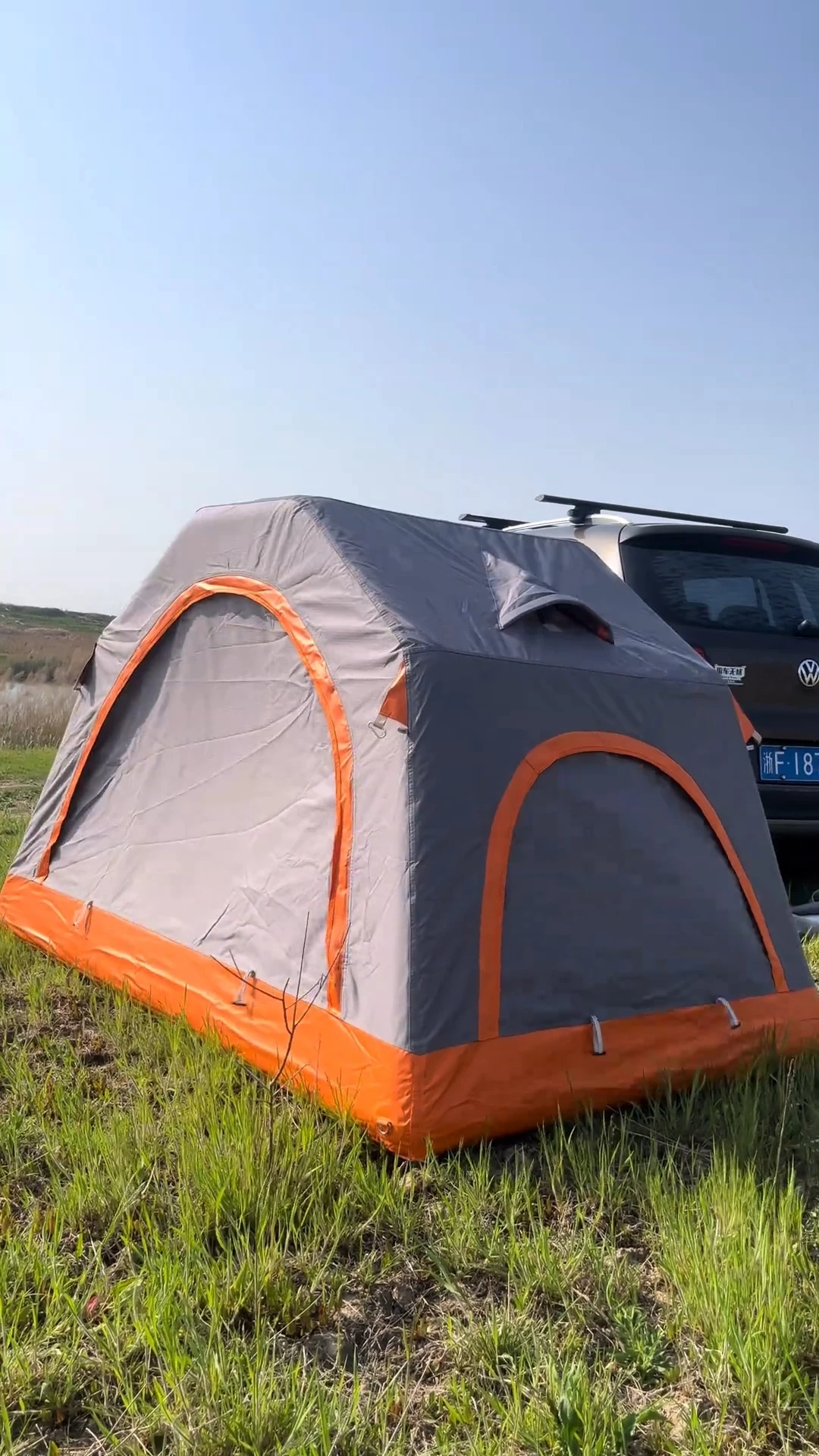 Надувная автомобильная палатка на крышу Mid Row Roof Tent