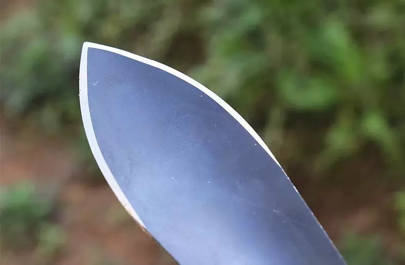 Planting flowers and vegetables with a small shovel, digging wild vegetables with manganese steel, an outdoor digging tool, a gardening tool, a household vegetable specific shovel, used to drive the sea