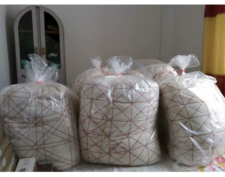 Organizing quilts, storing bags, and packing plastic clothes for moving and packing large capacity transparent waterproof and moisture-proof materials