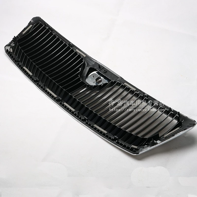 Адаптированная новая и старая модная классическая классическая Octavia Octavia Octavia Front Grille Grille Grille Grille Grille