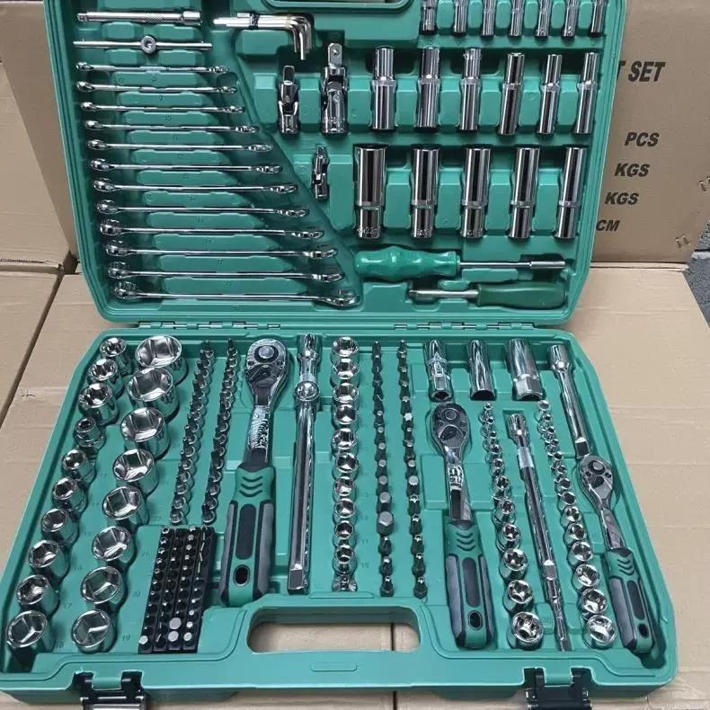 German quality auto repair tool set of 216 pieces, 72 teeth professional socket wrench set