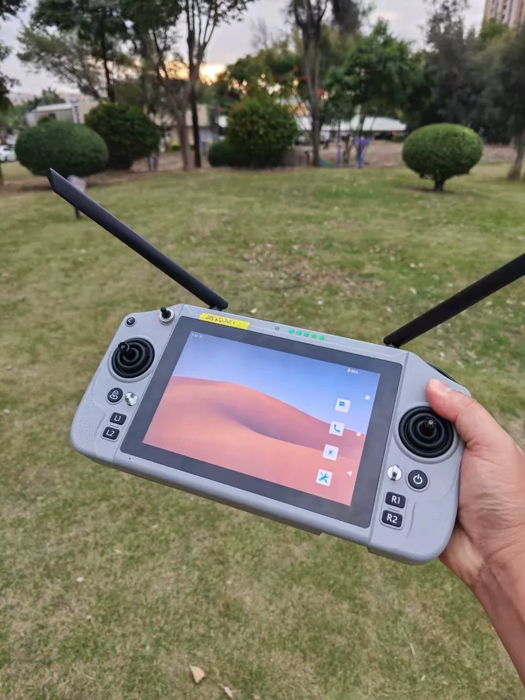 Yunzhuo G20 remote control dual frequency high-definition image transmission long-distance model aircraft crossing machine drone vehicle and vessel controller