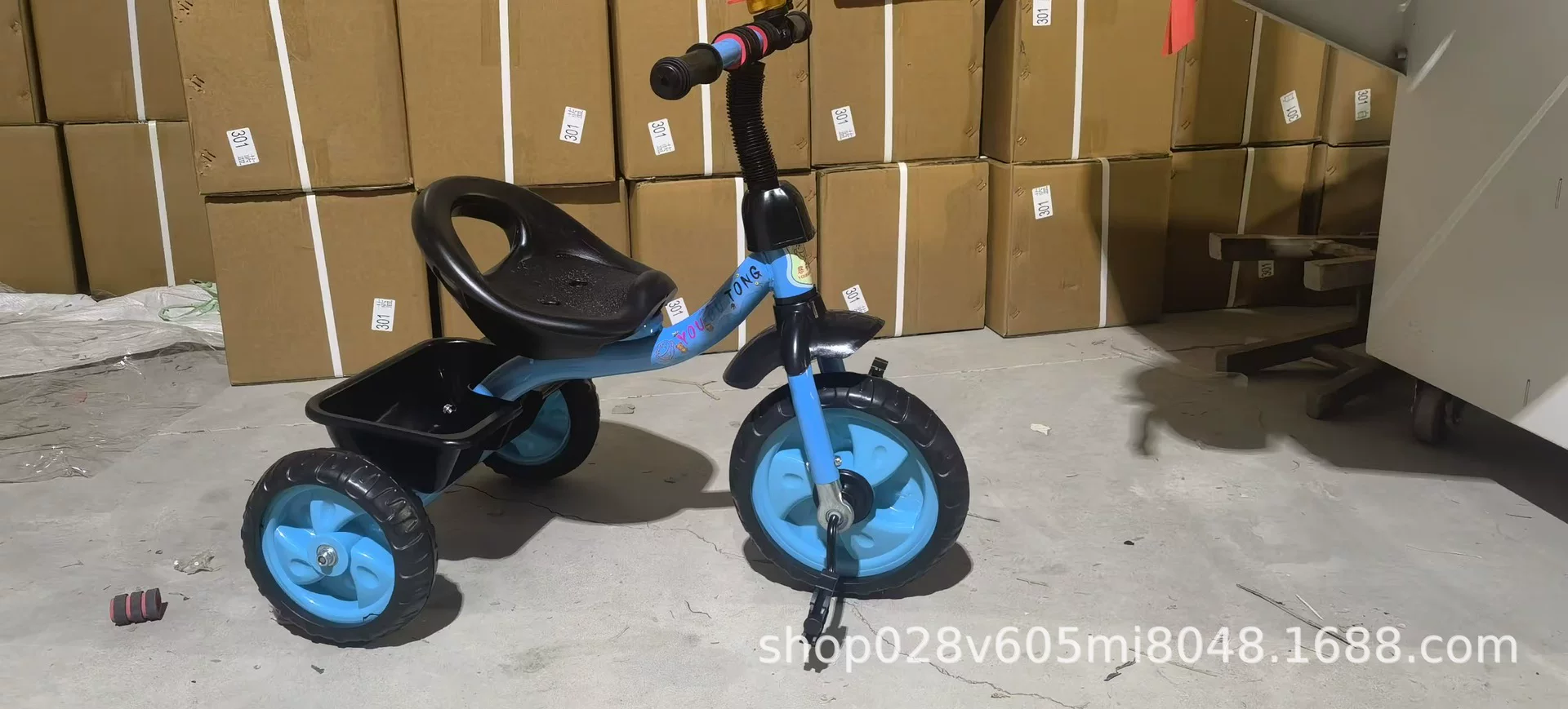 Children's tricycle 1-5 years old, bicycle can be ridden, functional handcart, pedal tricycle, children's stroller