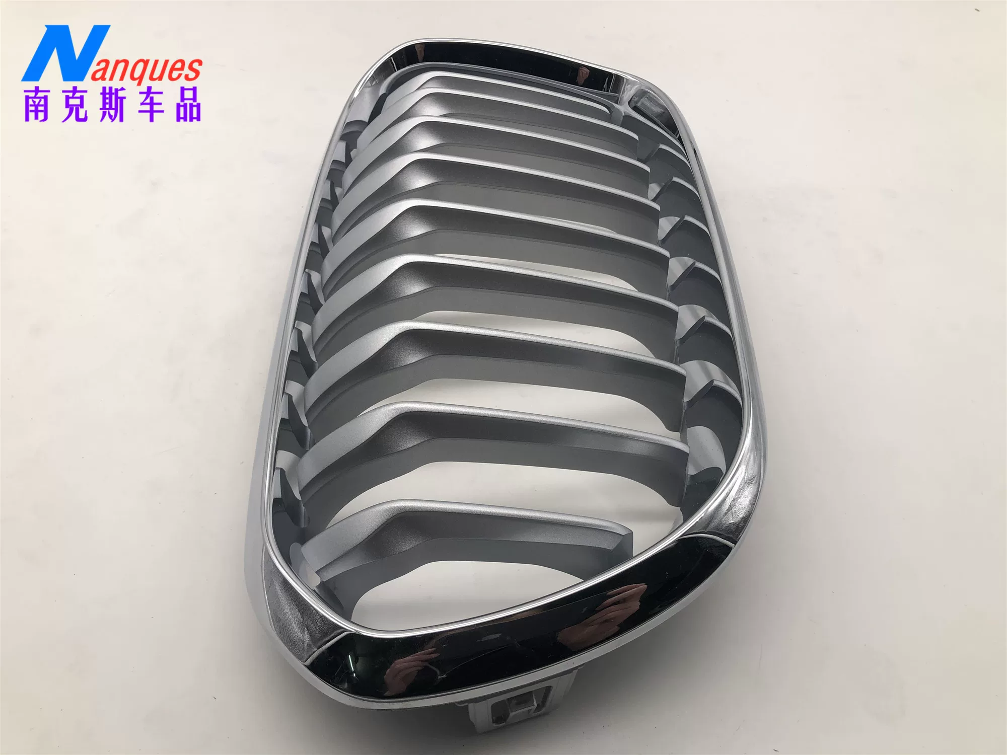 Подходит для BMW 1 Series F206i 118i 120i средней сети решетки решетки решетки