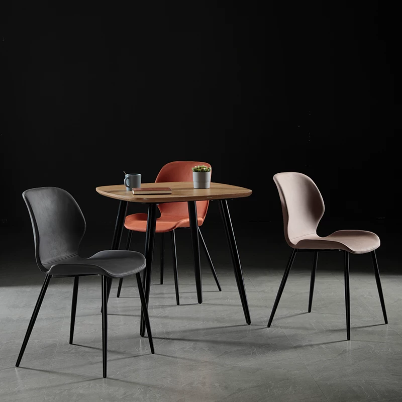 Эйзенланг Специальный обеденный стул Домохозяйство Nordic Restaurant Light Luxury Technology Clate Clate Main Makeup Stool Modern Минималистский обеденный стол и стул