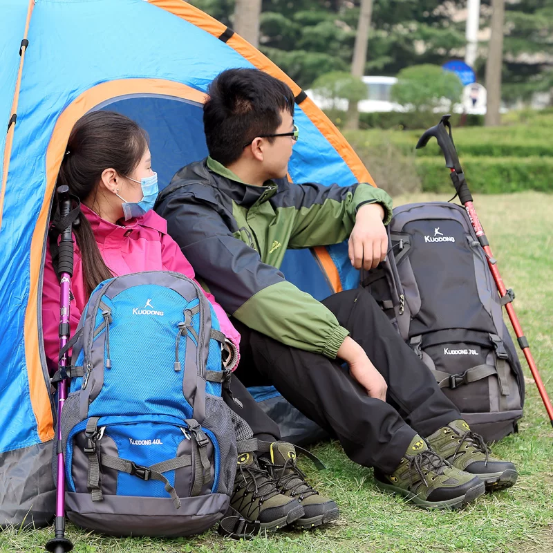Travel backpack for men with large capacity, 2024 new lightweight mountaineering bag, leisure outdoor backpack for women