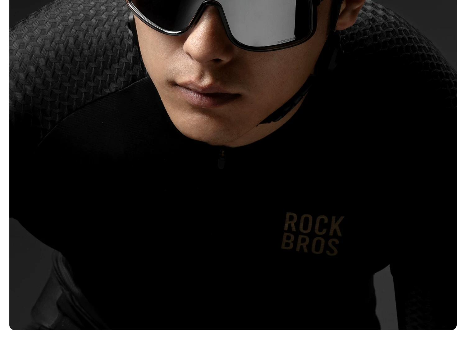 Rock Brothers bicycle helmet with goggles, one-piece molding riding helmet, men's and women's mountain road bike safety helmet