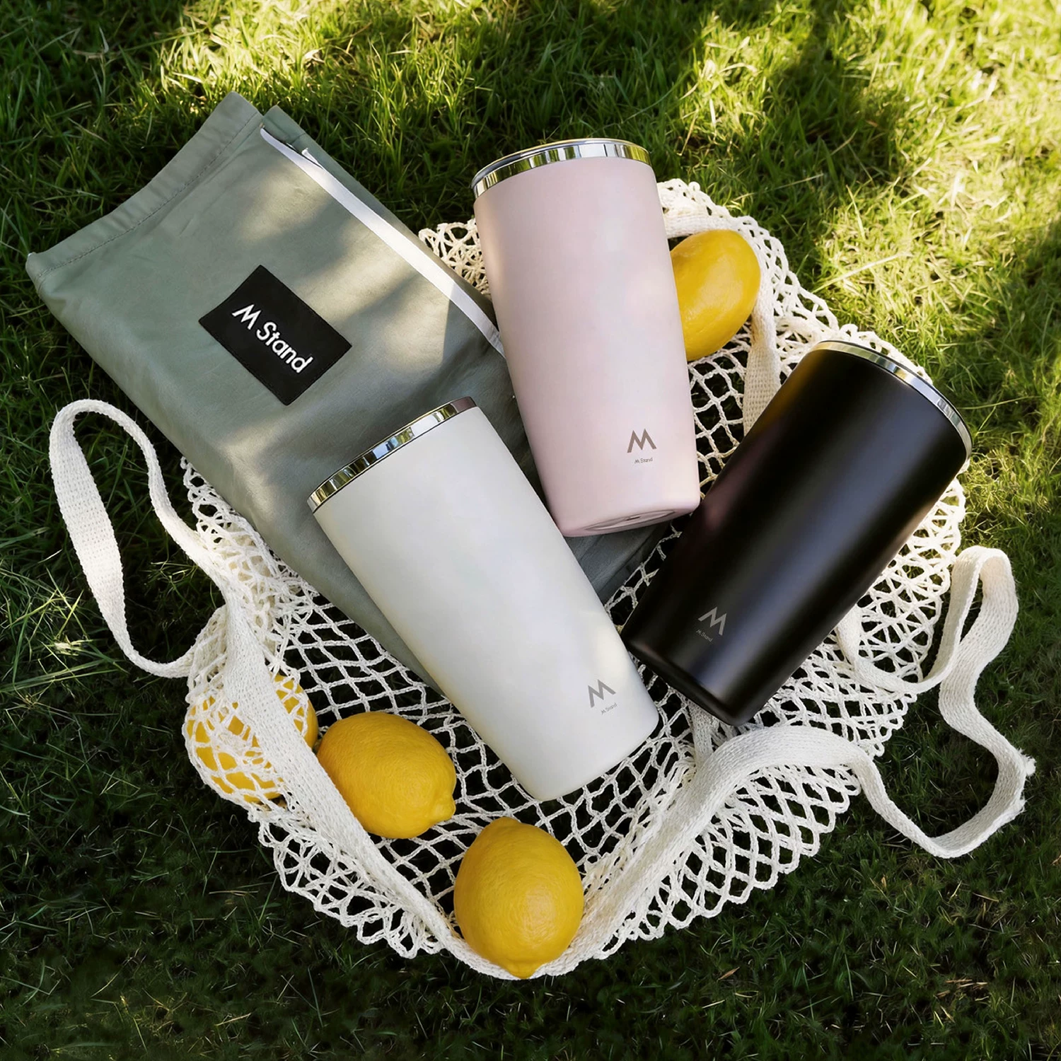M Stand Insulated Cup 550ml Stainless Steel Portable Long term Insulation and Cooling for Work and Travel Large Capacity Insulated Cup