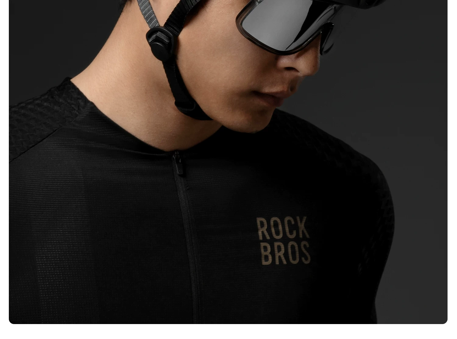 Rock Brothers bicycle helmet with goggles, one-piece molding riding helmet, men's and women's mountain road bike safety helmet