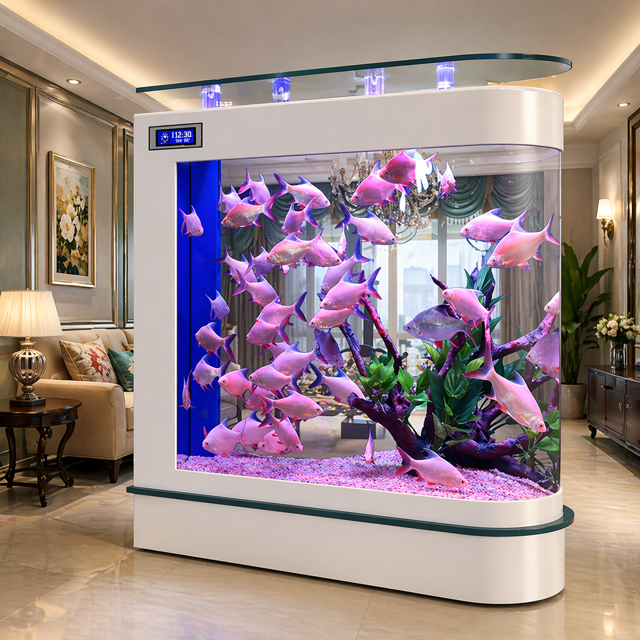 Панорамный аквариум с изогнутым стекло