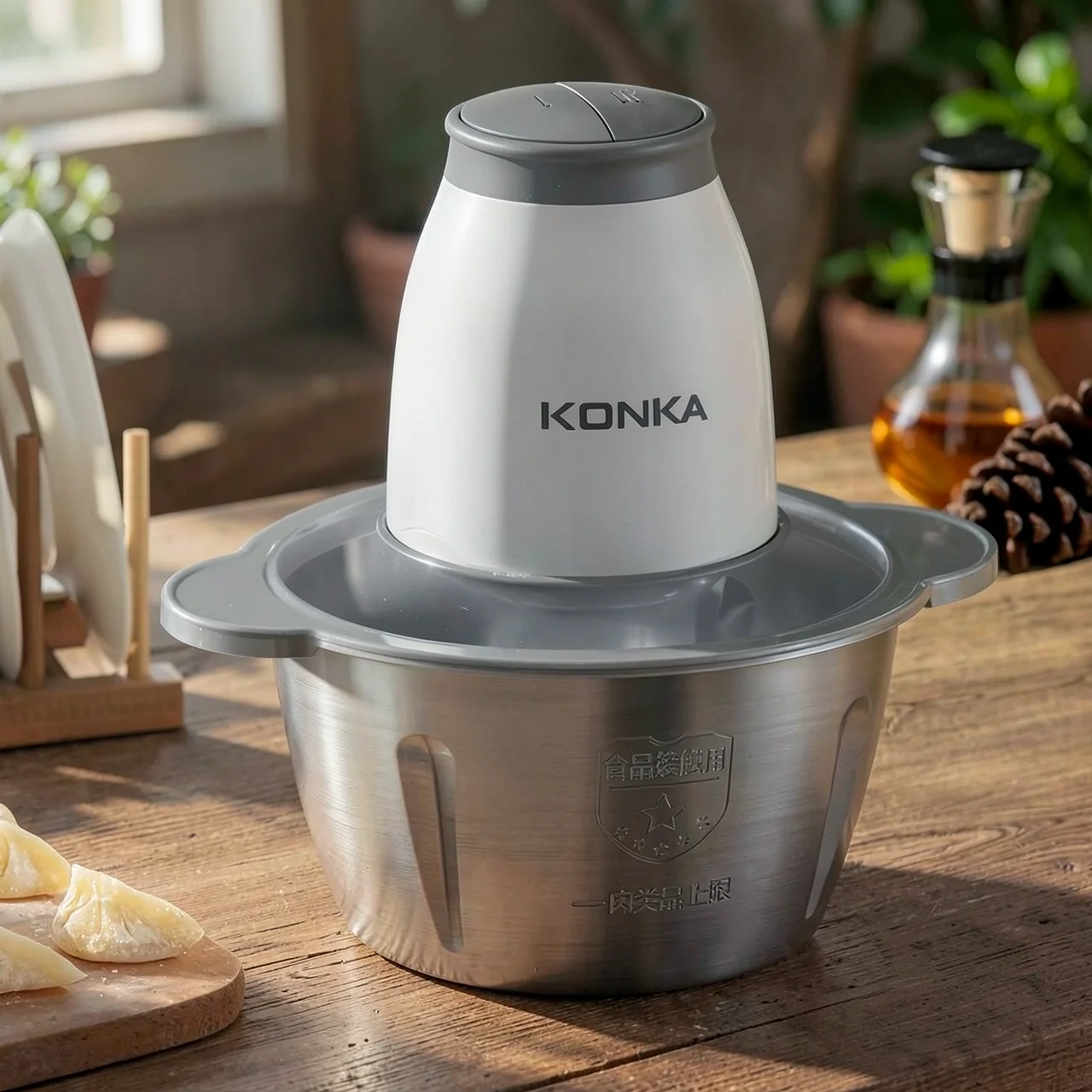 Мясорубка электрическая Konka KMG-W1801 нержавеющая сталь, 1.8л