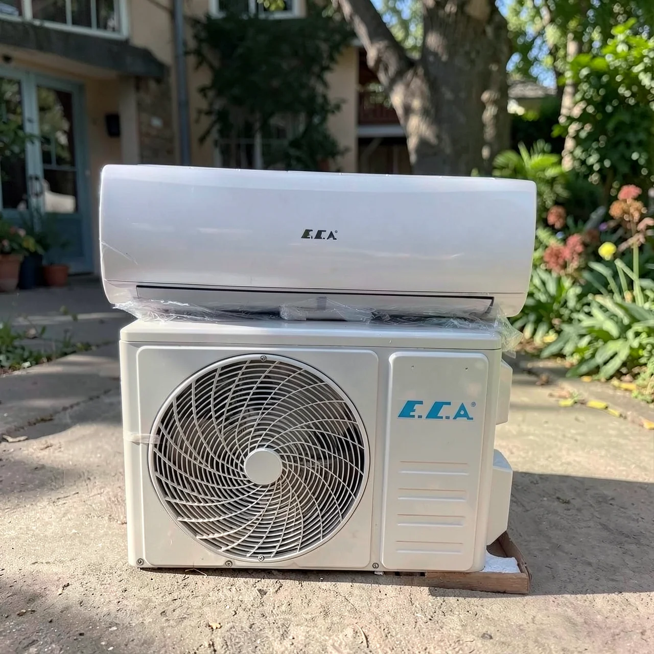 Сплит-система инверторная ECA KFR-35GW/A151U-X1 (12000 BTU, 1.5 л.с.)