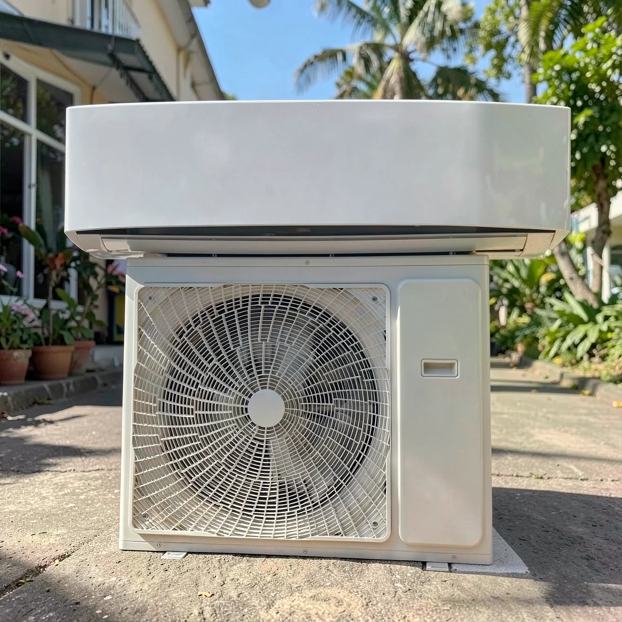 Инверторный кондиционер Hisense FKFR-120GW/B5EзEA