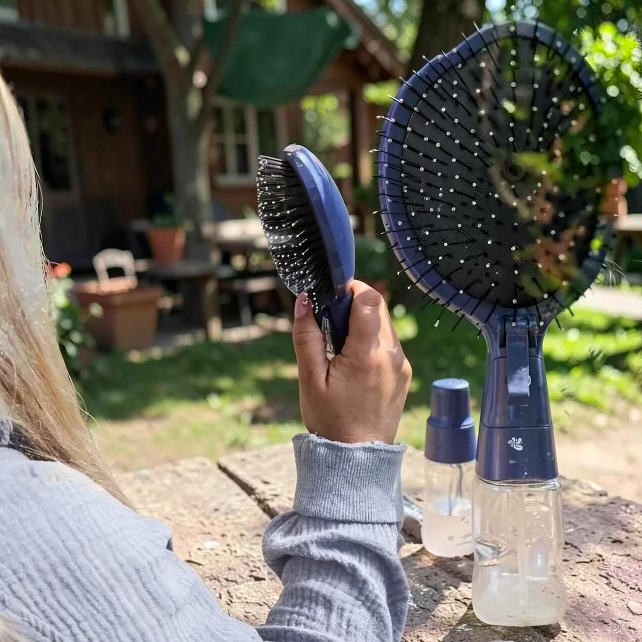 Многофункциональная расческа-распылитель Mister Brush 2 в 1